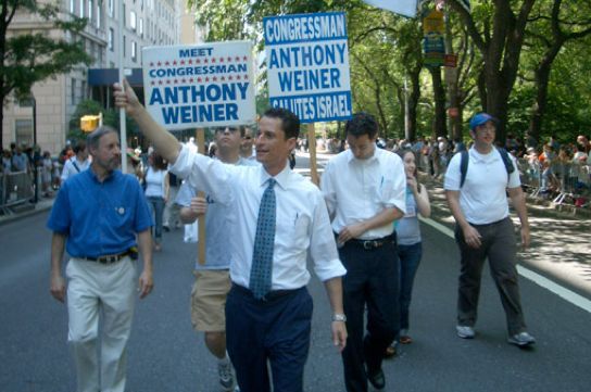 Weiner at the 2009 parade